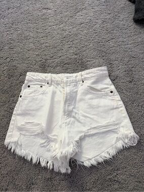 Zara White Distressed High-Rise Denim Shorts